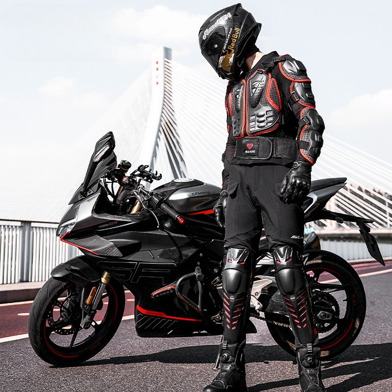 ชุดเกราะป้องกันสำหรับขี่มอเตอร - Motorcycle Gear Urban บทวิจารณ์และราคา